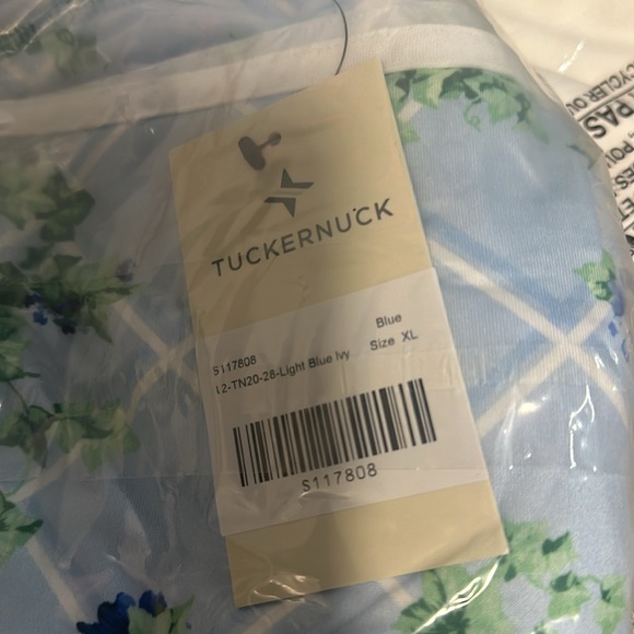 TUCKERNUCK Golf skirt - Picture 8 of 8